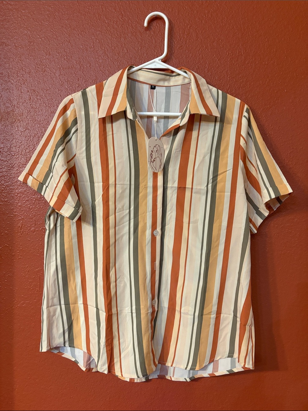 Relaxed Short-Sleeve Button-Down Shirt in Cream, Orange & Tan